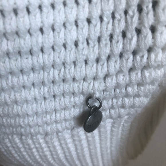 Roxy long sleeves stripes white and black stripes sweater size medium - Picture 4 of 10